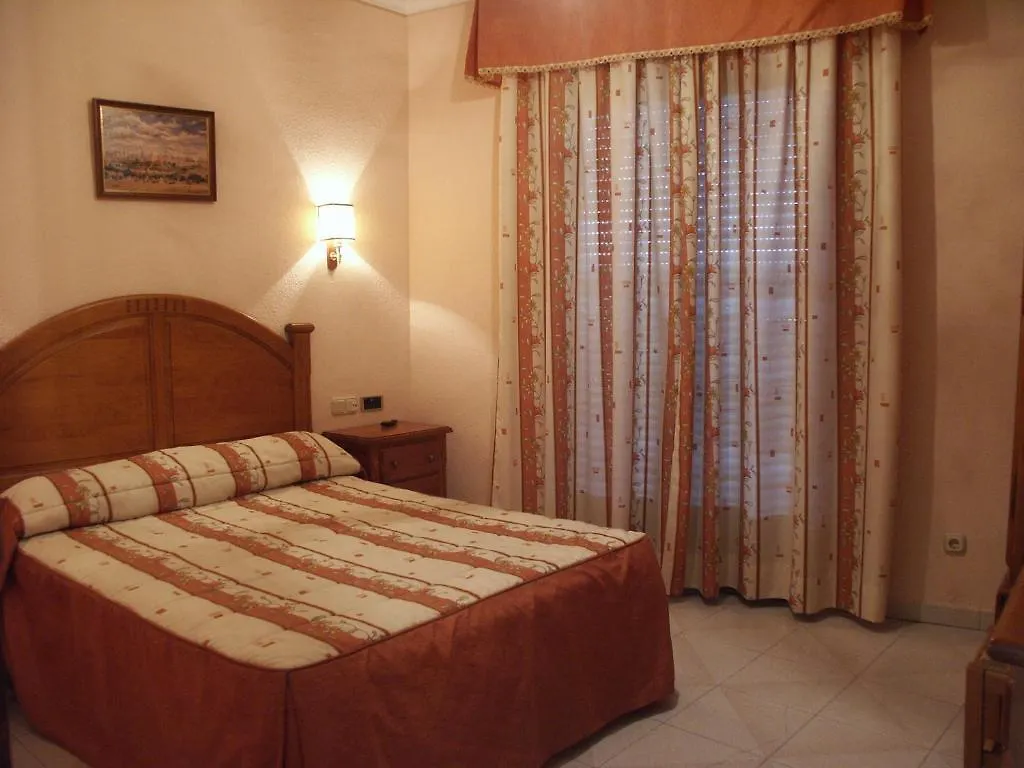 Hostal Descalzos Toledo 2*,  Spain