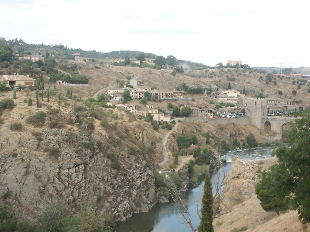 Hostal Descalzos Toledo