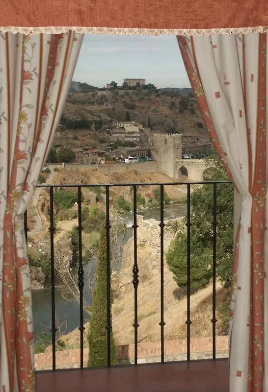 Hostal Descalzos Toledo